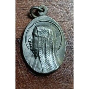 Rare Antique Silver Plated Catholic Saint Francesca Xaviero Cabrini Pendant